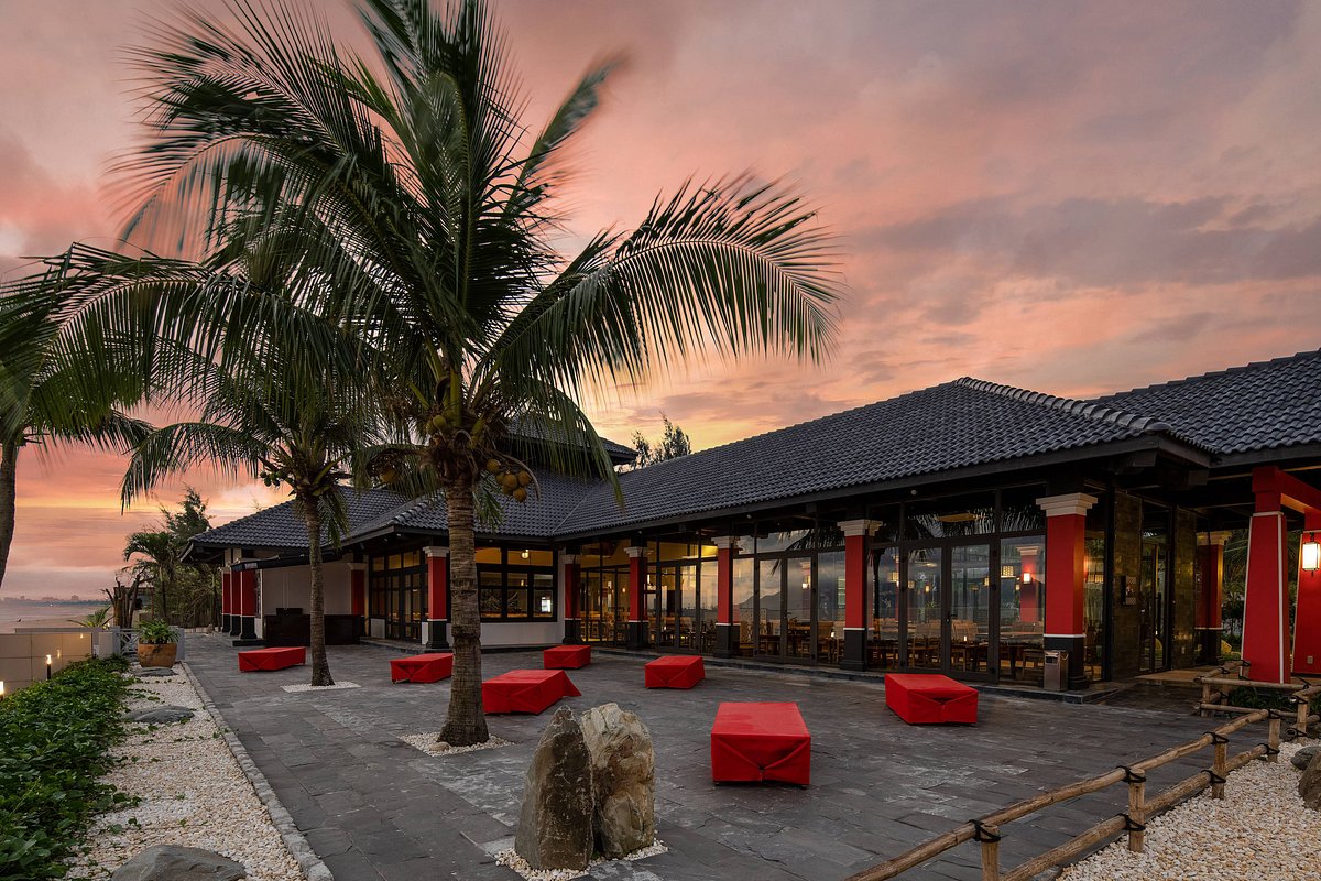 Du lịch Nhật Bản ngay tại Việt Nam khách sạn Mikazuki Đà Nẵng Resort & Spa